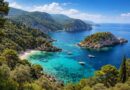 découvrez la beauté naturelle préservée de paleokastritsa à corfou, un site paradisiaque idéal pour les amoureux de la nature et les passionnés de voyage.